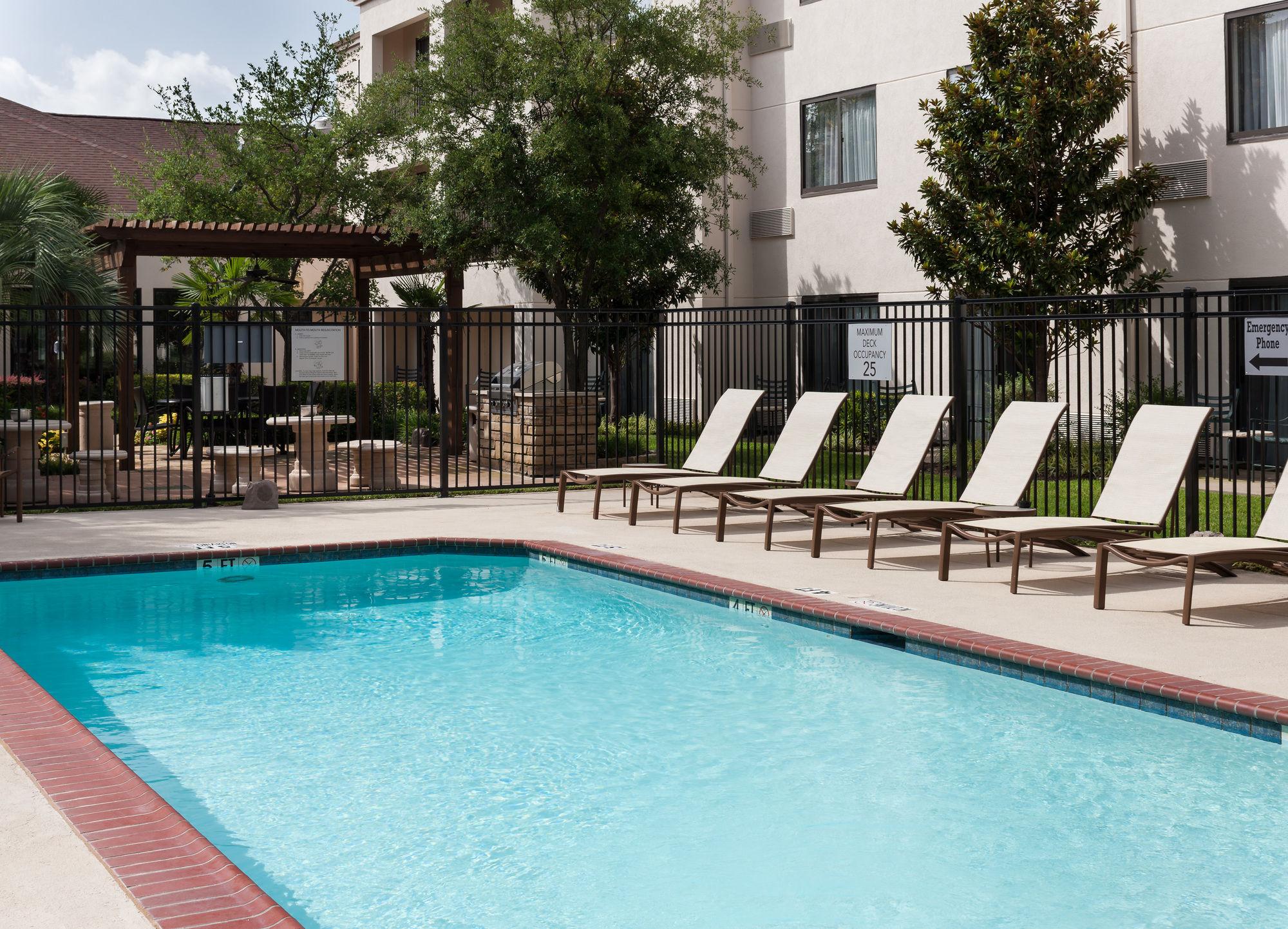 Courtyard By Marriott Waco Exterior foto